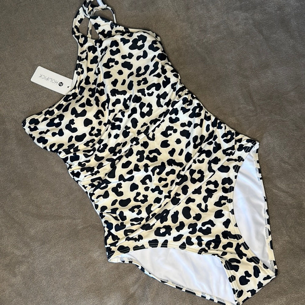 Women’s holipick bathing suit, one piece
